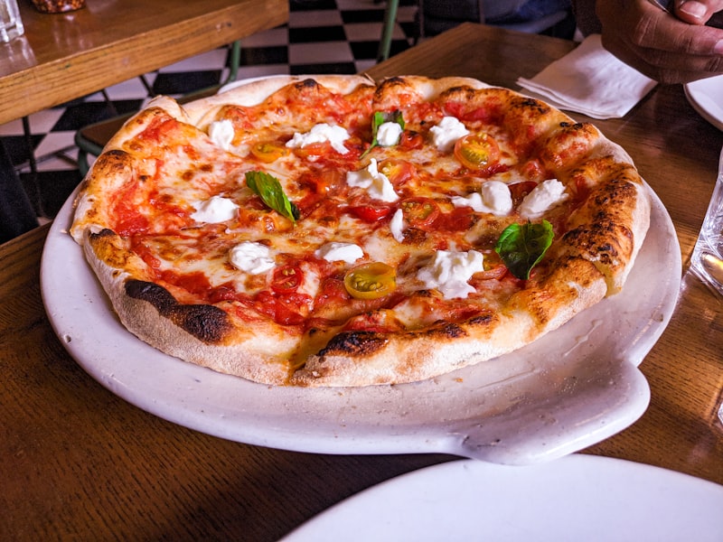 Pizza Cuatro Quesos